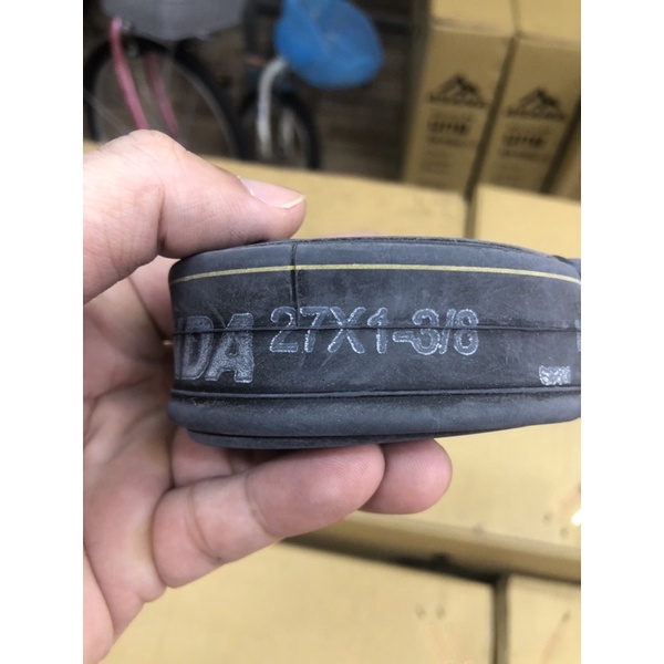 Ruột  xe đạp 27 X 1-3/8 kenda
