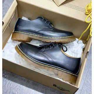 giày thể thao dr martens