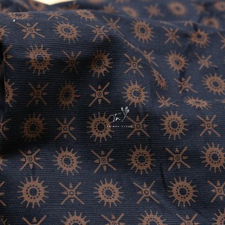 Vải Linen Hàn Quốc - nhung tăm đen hoạ tiết nâu