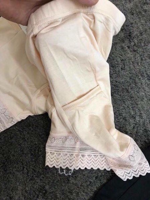 Quần mặc trong váy có túi đựng điện thoại nhỏ màu da màu đen | BigBuy360 - bigbuy360.vn