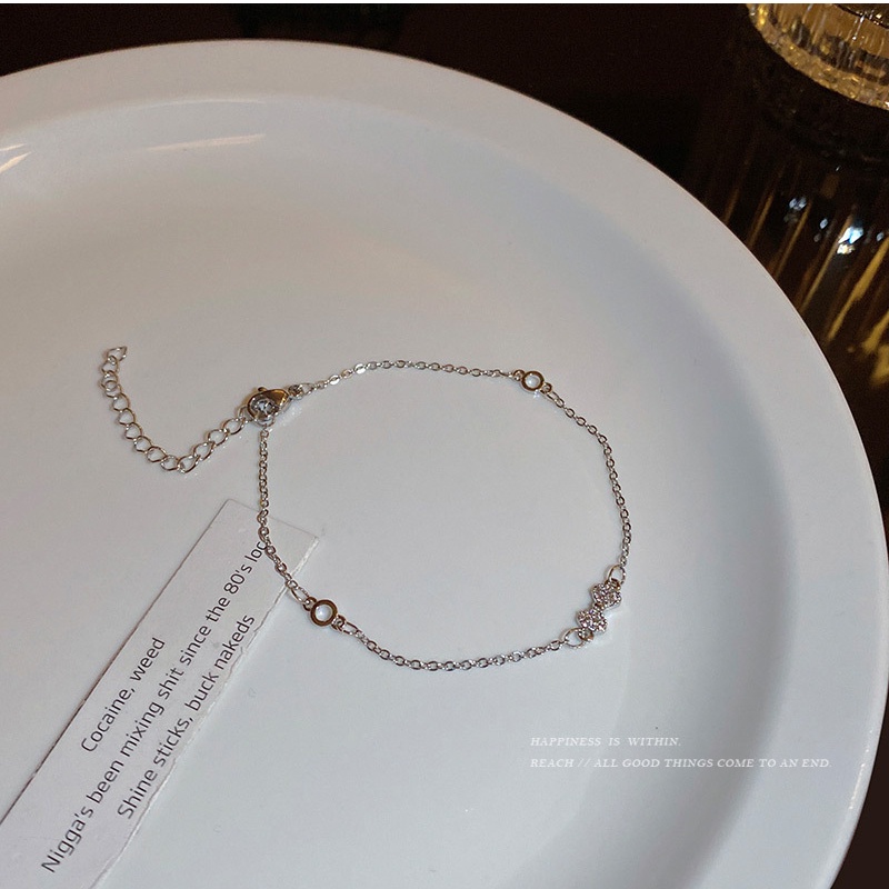 Vòng Đeo Tay Bằng Thép Titan Đính Đá Kim Cương Nhân Tạo Phong Cách Thời Trang Cho Nữ F664