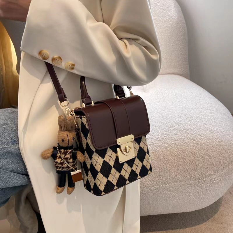 Túi Đeo Chéo Đựng Điện Thoại Đính Đá Thời Trang 2022 Dành Cho Nữ