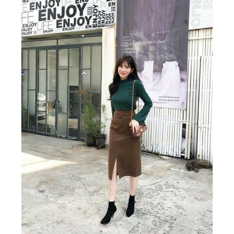 Chân váy len màu nâu