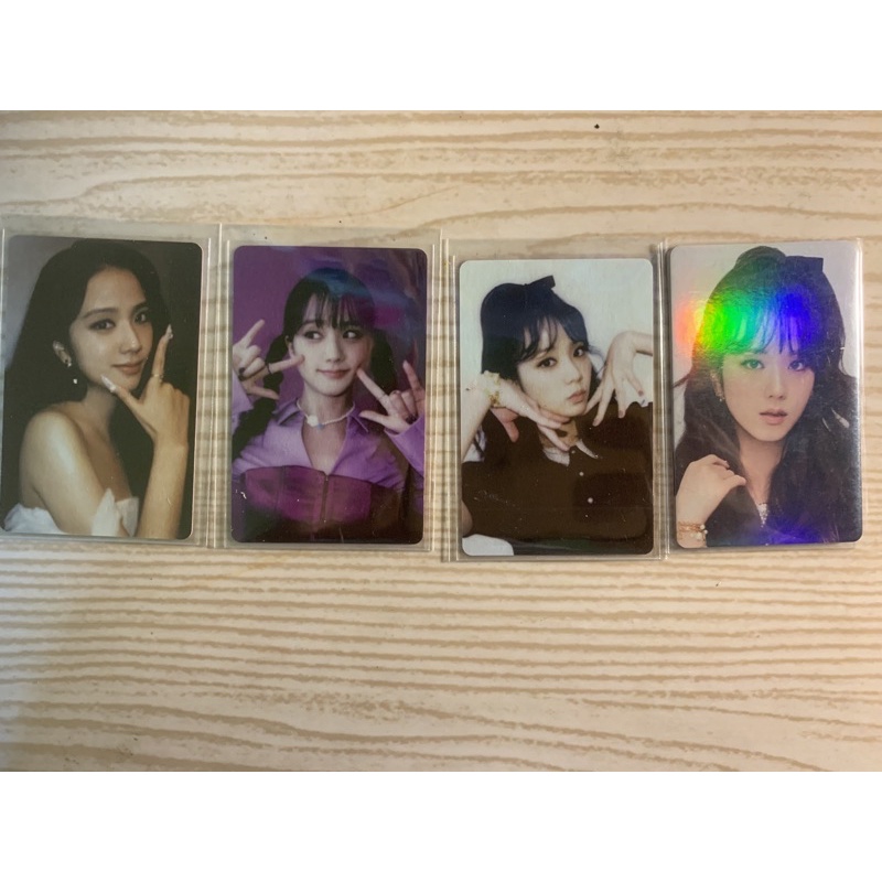 CARD BO GÓC BLACKPINK JISOO