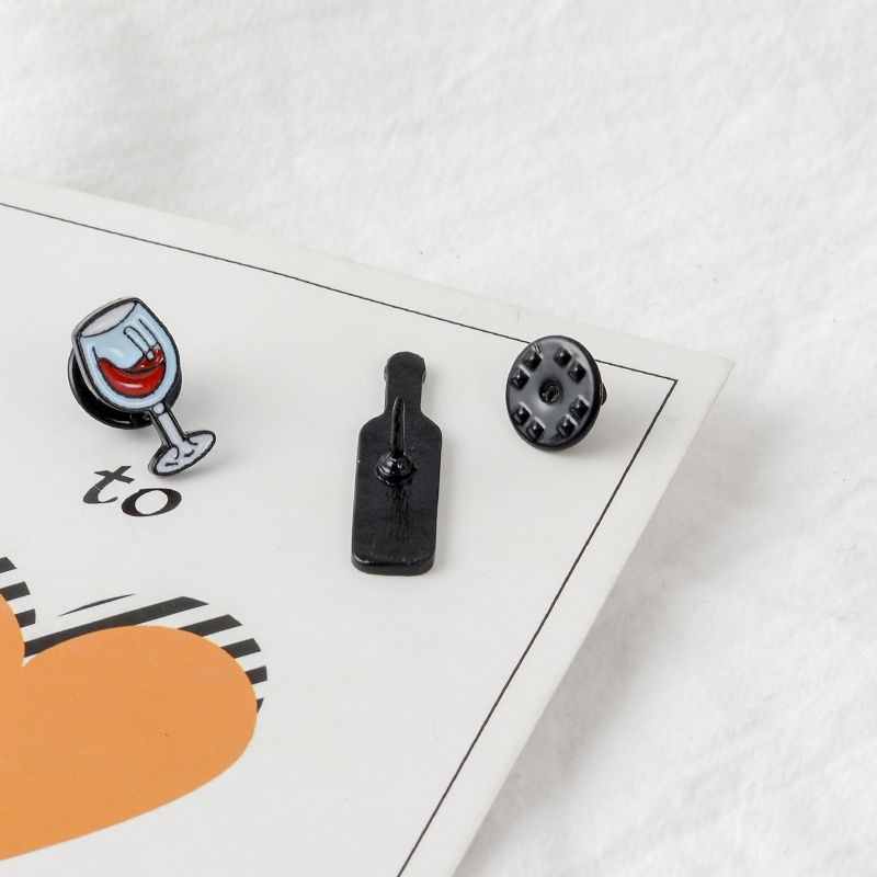 Ghim cài áo Miss Zoe hình ly rượu/ chai rượu mini dễ thương cho cặp đôi