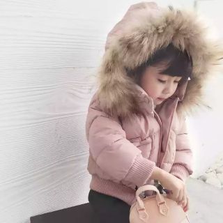 Áo phao có mũ lông cho bé