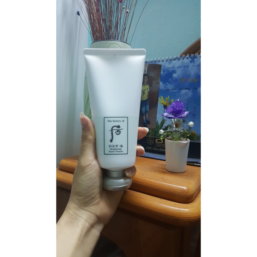 Sữa rửa mặt trắng da Whoo (Whoo Brightening Cleansing Foam) 180ml