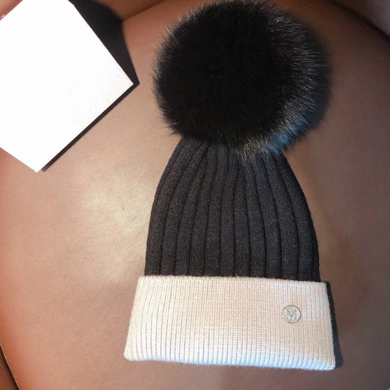 Mũ Len Beanie Đính Quả Cầu Lông Xù Ấm Áp Cho Các Hoạt Động Ngoài Trời