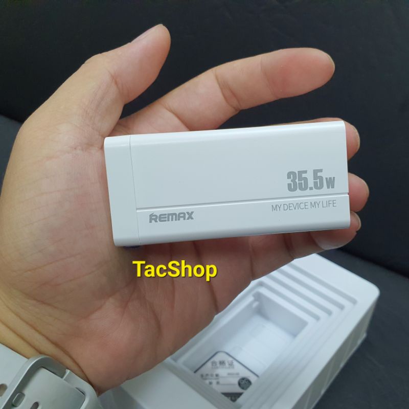 Cốc sạc nhanh 5 cổng sạc 35.5W Remax RP-U66 chính hãng