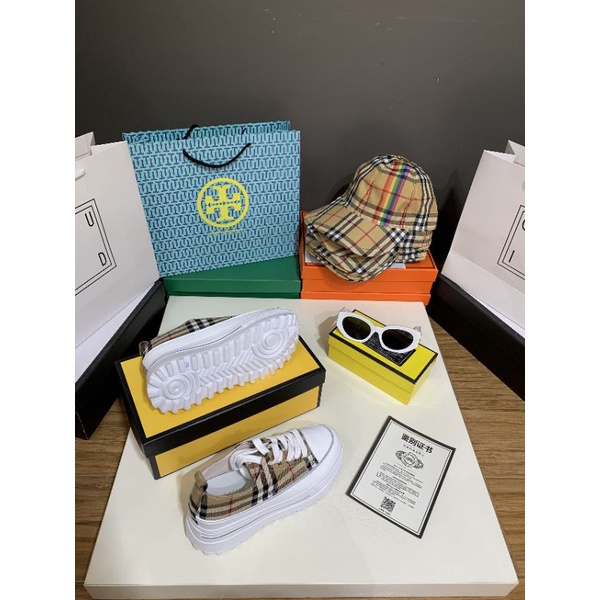 (VIDEO) Giày Thể Thao 6p Caro Da Mềm Êm Fullbox Cao Cấp