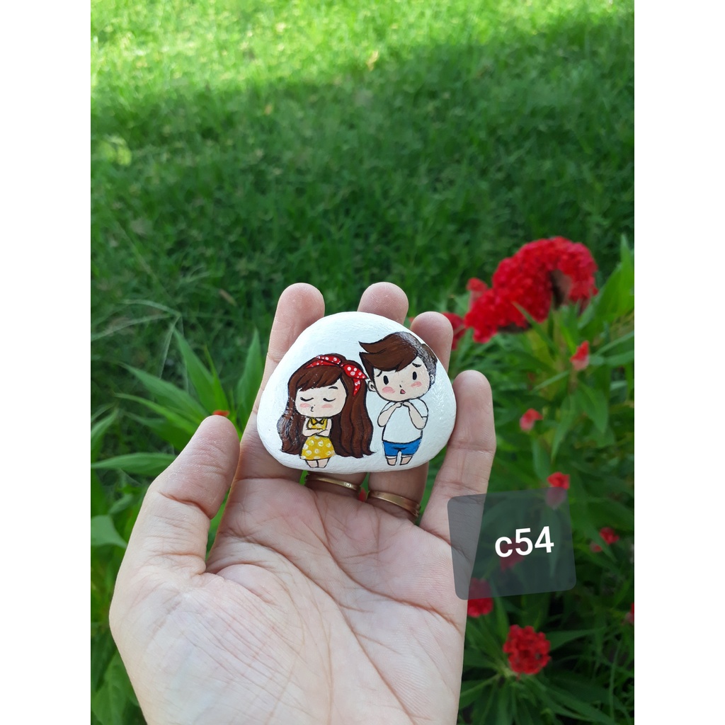 Hoạt hình chibi cute trên đá cuội vẽ tay mini