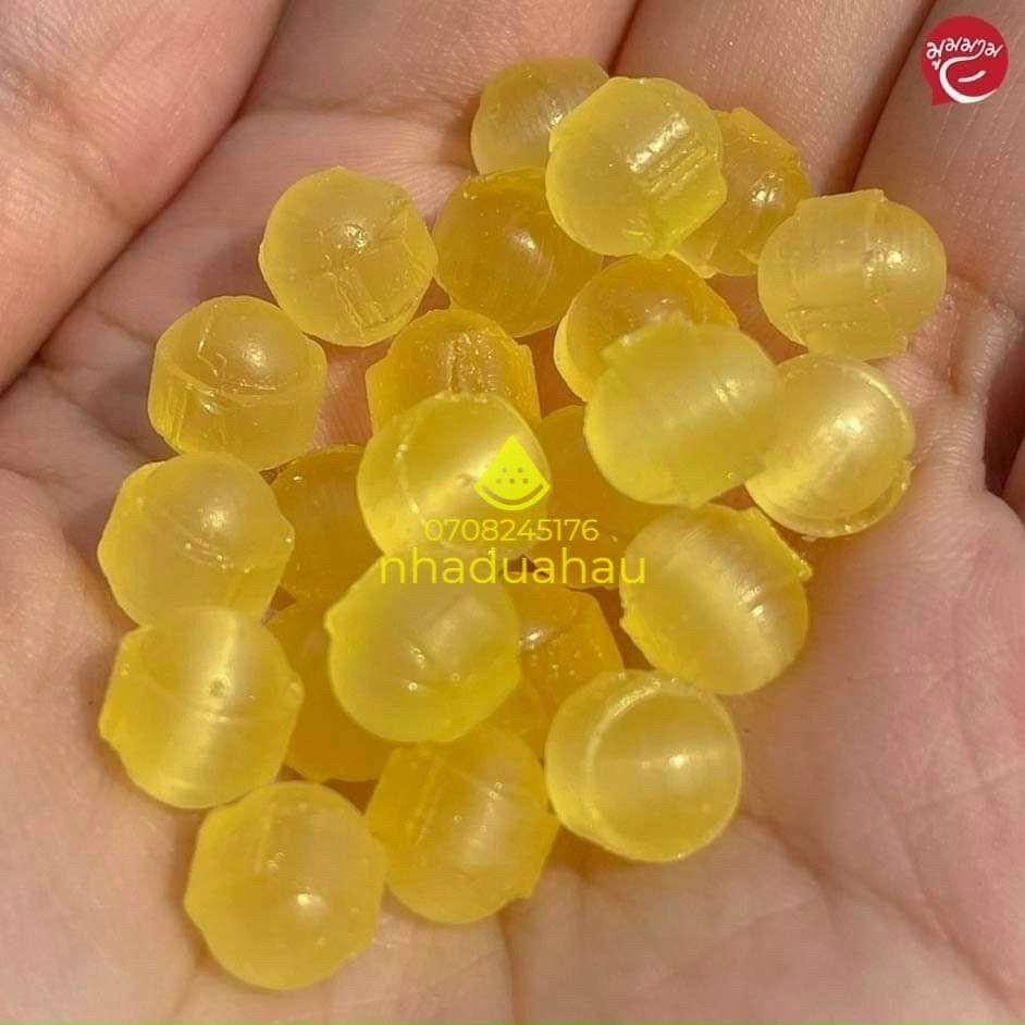 Một hộp kẹo viên ngậm không đường Hall vị Redbull tăng lực Thái Lan hộp 13.8g