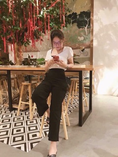 Quần ống sớ đen