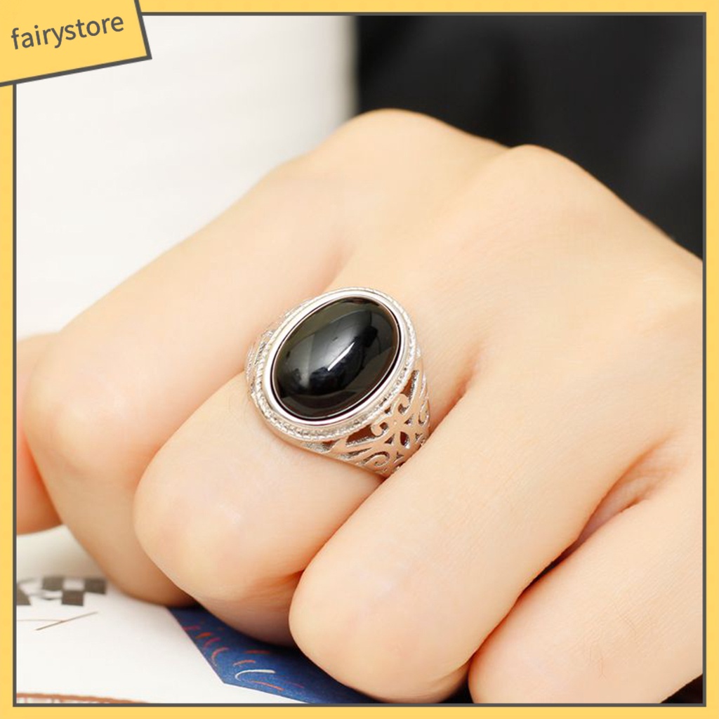 Nhẫn đính đá phong cách thời trang vintage