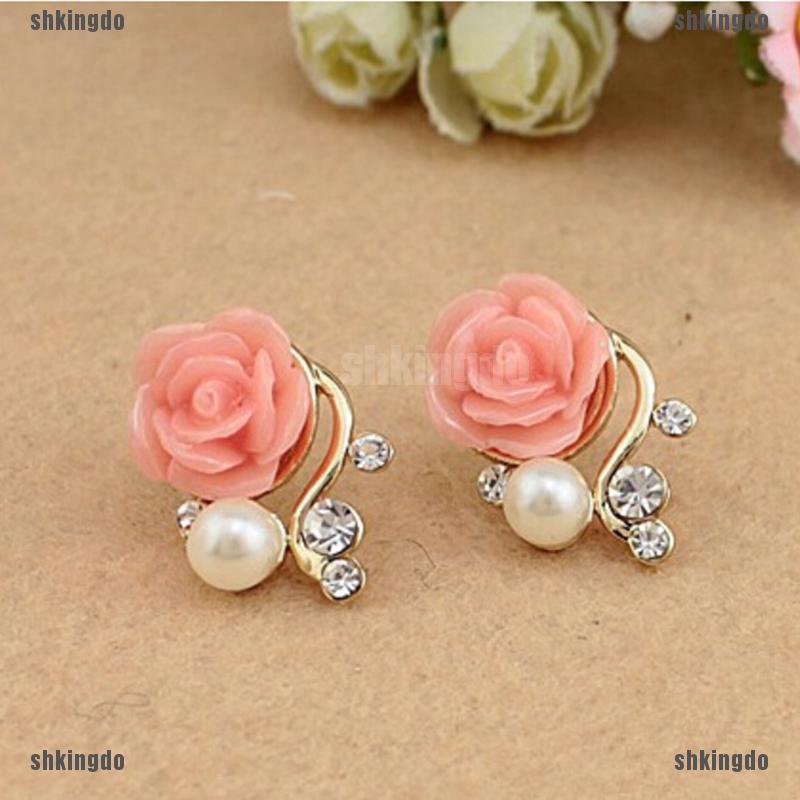 Đôi bông tai hợp kim hình hoa hồng đính đá giả kim cương tinh tế thời trang cho nữ