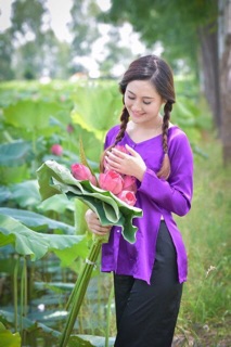 Bà ba tím huế kèm quần