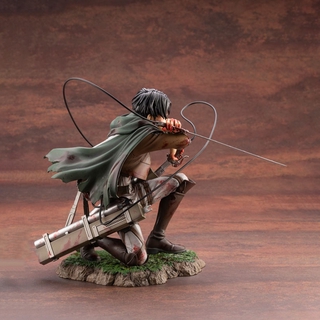 Mô Hình Nhân Vật Phim Attack On Titan 18cm