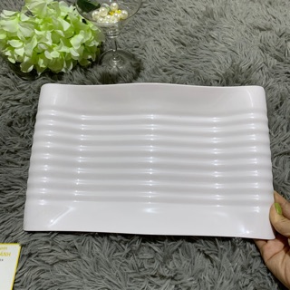 Đĩa kiểu gợn sóng màu trắng hình chữ nhật lớn DSV 9