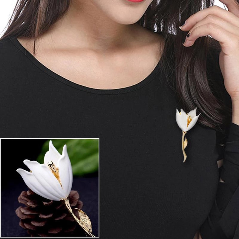 Ghim Cài Áo Hình Hoa Lily Đính Đá Thời Trang Cho Nữ