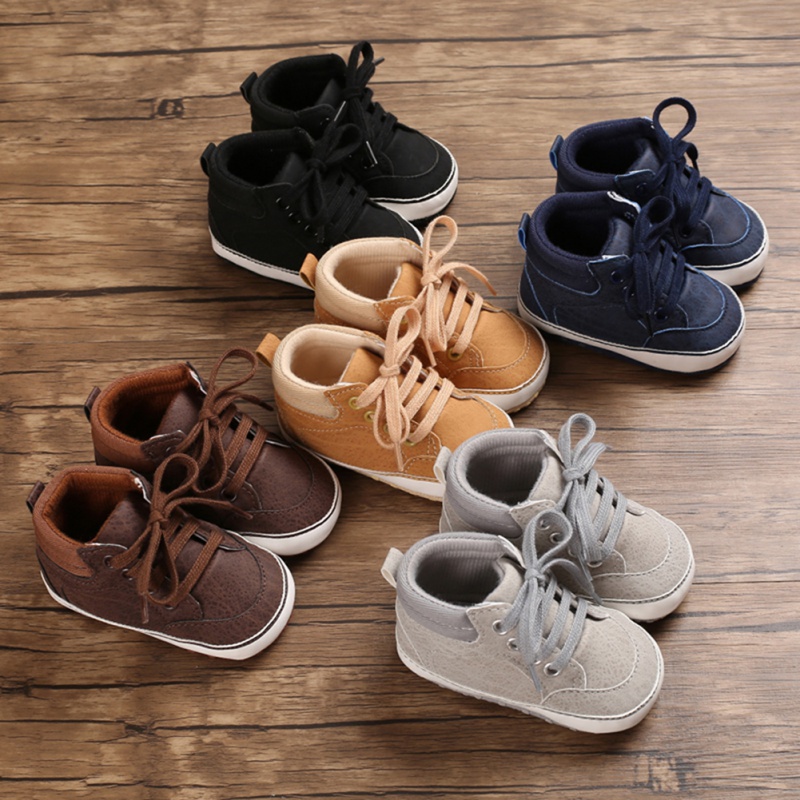 Giày sneaker đế mềm chống trượt dành cho bé tập đi
