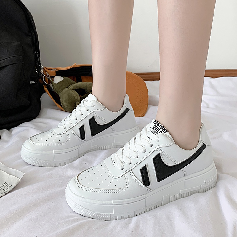 Giày thể thao nữ sneaker siêu nhẹ phối màu độn đế tăng chiều cao có lỗ thông hơi thoáng khí hot 2022