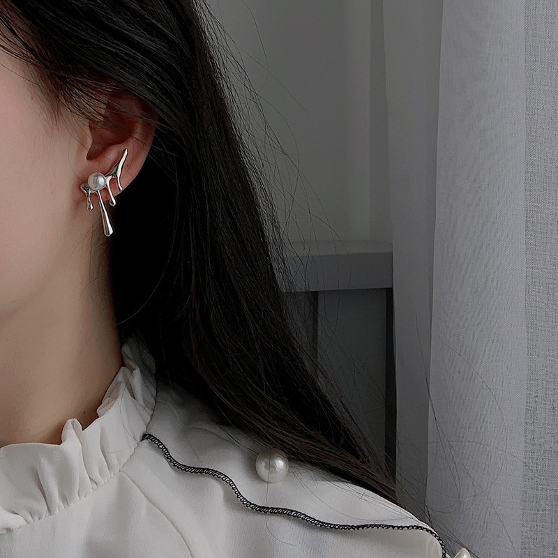 Bông Tai Kim Loại Đính Đá Lava Thời Trang