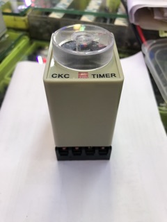 Rơ le thời gian 220v 60s kèm đế