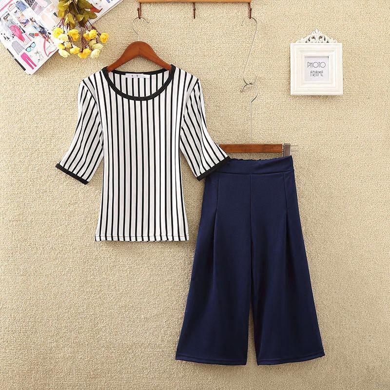 Set áo sọc cổ tròn tay lỡ + quần lửng form rộng thời trang cho nữ