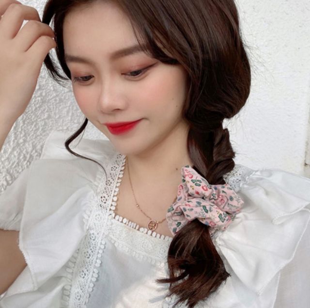 Cột Tóc Vải Scruschies Nhiều Màu.