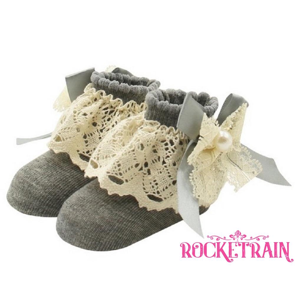 Đôi vớ cotton cổ viền ren cho bé gái mới tập đi