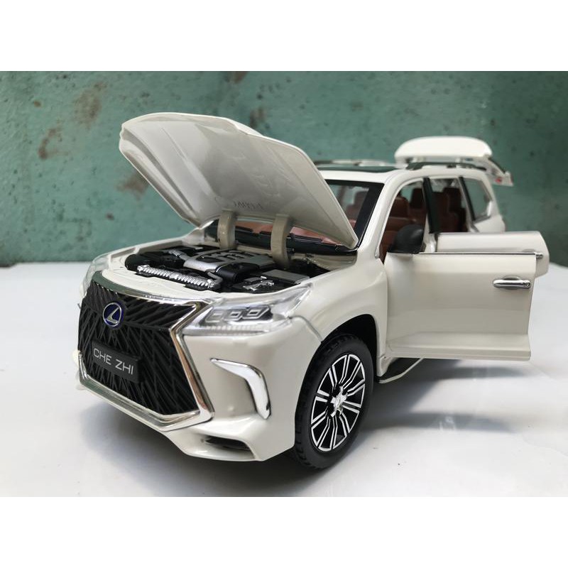 Mô hình xe ô tô  LEXUS LX570 2020 1:24