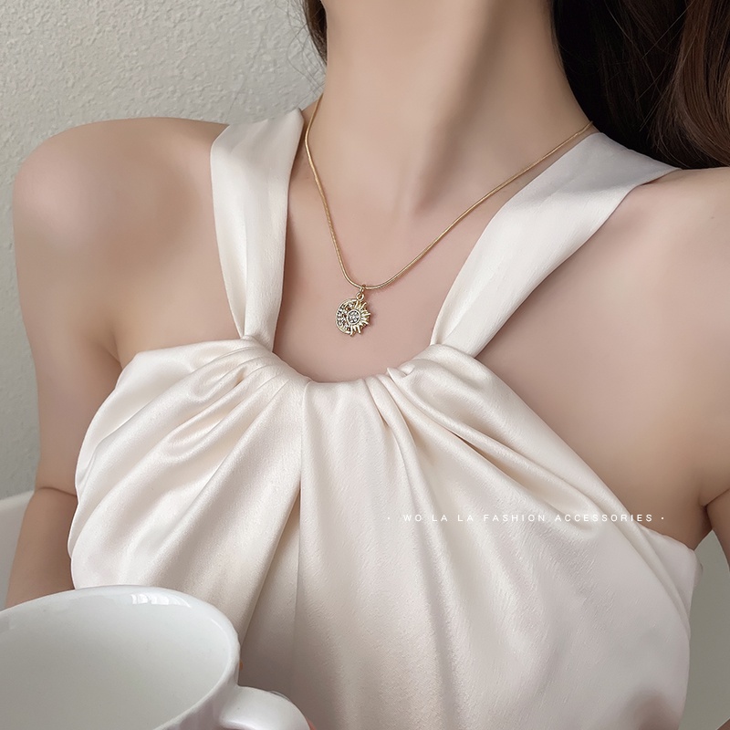 Vòng cổ Hình Bướm Màu Vàng Thời Trang Hàn Quốc