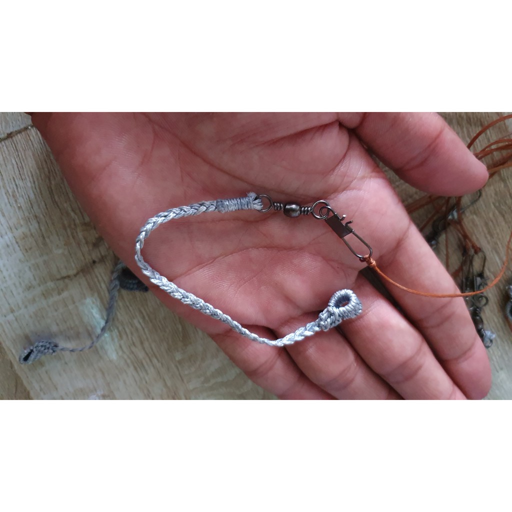 Xích chân cu gáy , xích chân chim cu gáy chống xoắn 360 , dù thái lan.