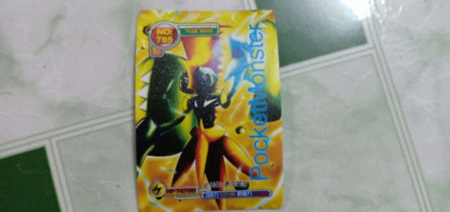 Thẻ bài pokemon dựa dẻo tuổi thơ