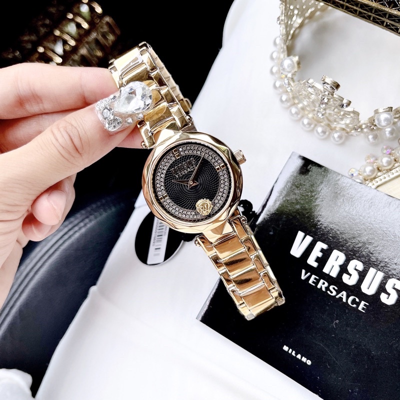 Đồng hồ nữ Versus Covent gảden Màu gold mặt đen nổi bần bật ❤️