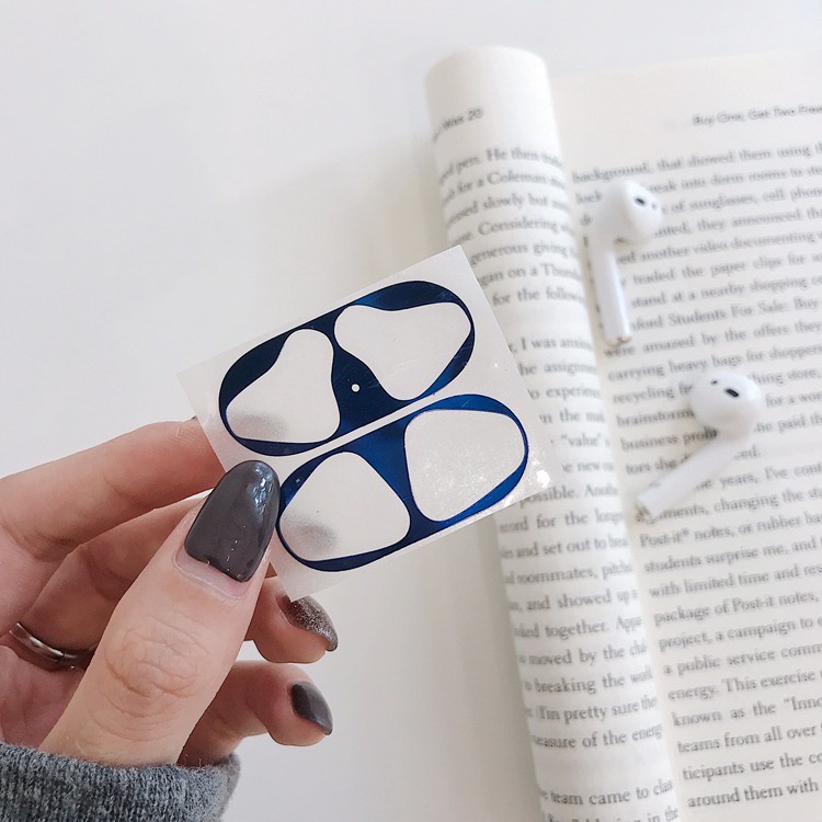 Miếng dán nam châm chống bụi, chống bẩn cho AirPods3