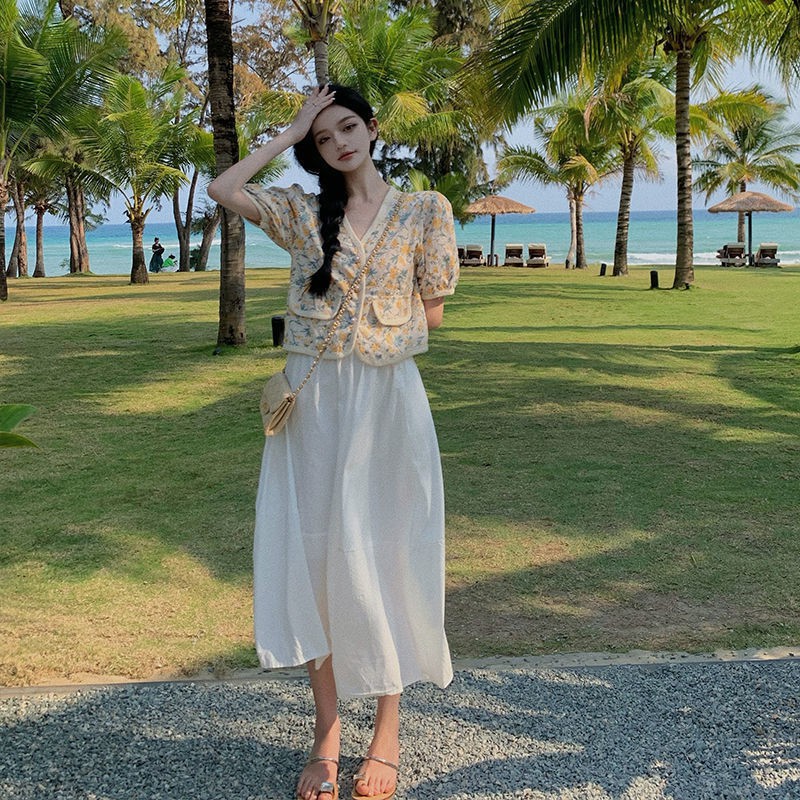 Áo tiểu thư cổ chữ V phong cách vintage, thời trang Pháp ngọt ngào | BigBuy360 - bigbuy360.vn