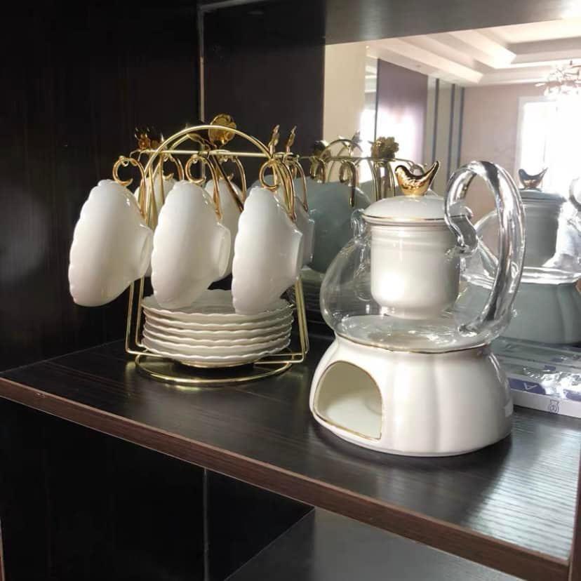 Bộ ấm chén, set trà trắng họa tiết vàng có đế bếp, chất liệu sứ xương cao cấp, có hộp, sang trọng, đăng cấp hoàng gia