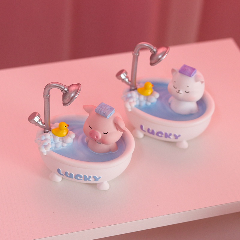 Heo , Mèo để taplo xe hơi