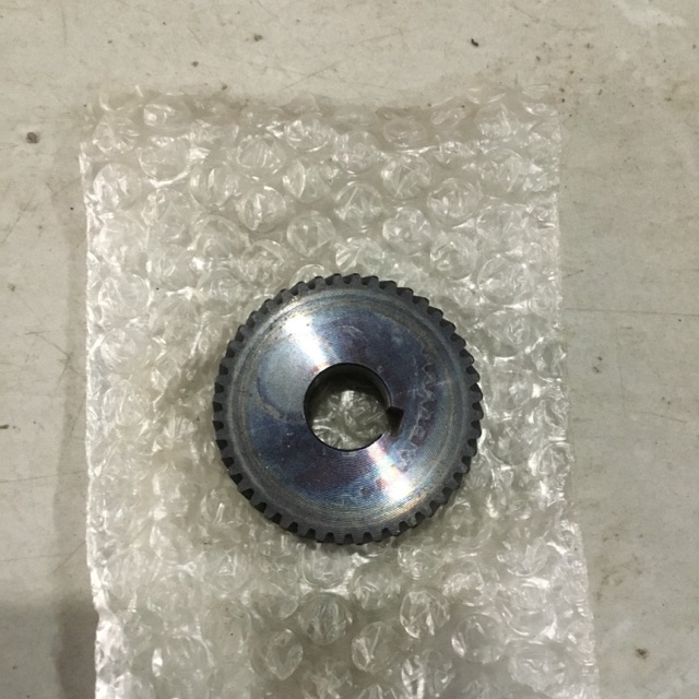 Bánh răng máy cưa gỗ 185 5800B