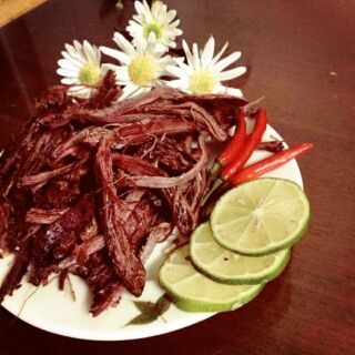 Thịt trâu bò lợn gác bếp Tây Bắc