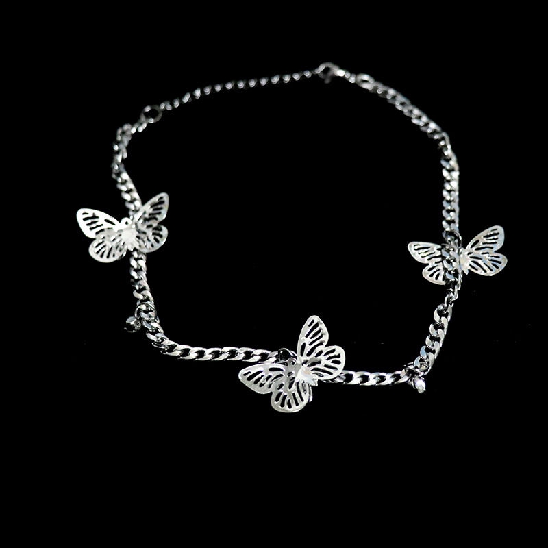 Vòng cổ choker hình bướm phong cách cá tính
