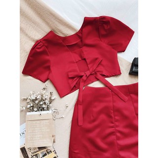 Set chân váy đỏ phối áo tay phồng cột lưng