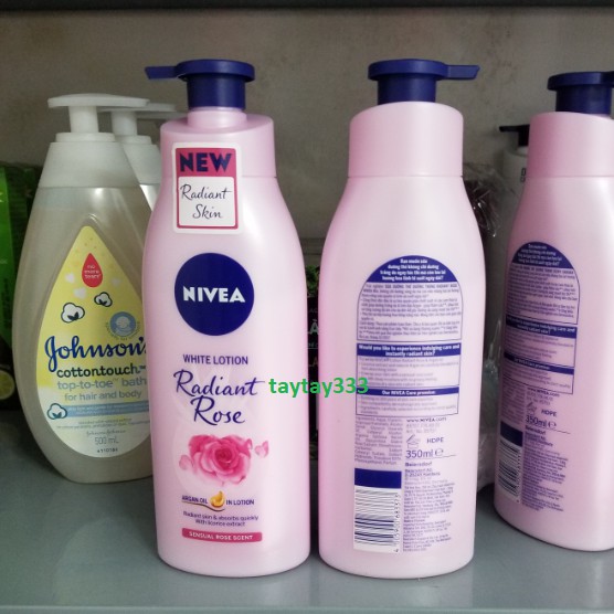 Sữa dưỡng thể dưỡng trắng NIVEA hương hoa hồng Radiant Rose 350ml