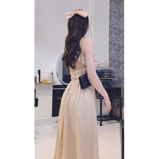váy maxi hở lưng