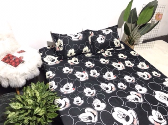 Bộ ga chun và 2 áo gối nằm Emmidecor - mẫu chuột mickey , drap cotton poly