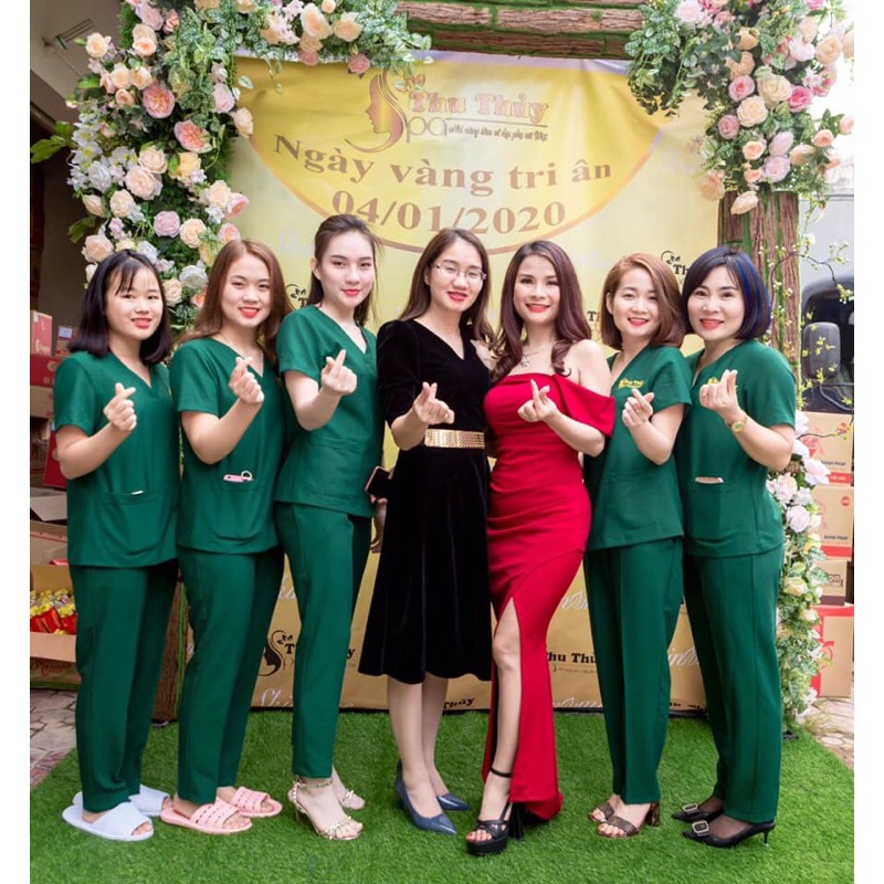 Bộ phẫu thuật , tiểu phẫu spa  chất vải đẹp co dãn
