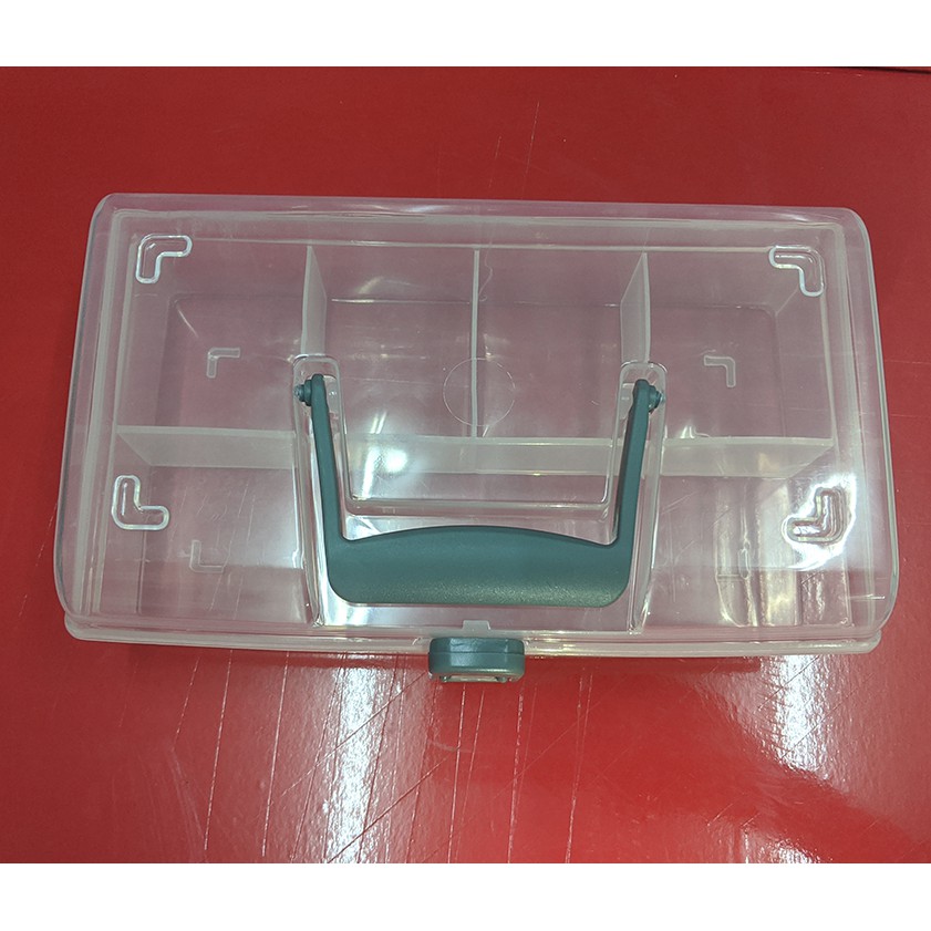 Hộp dụng cụ 5 ngăn, có khóa cài, quai xách 23,5x14,8cm cao 8,2cm. Sx tại Thái Lan