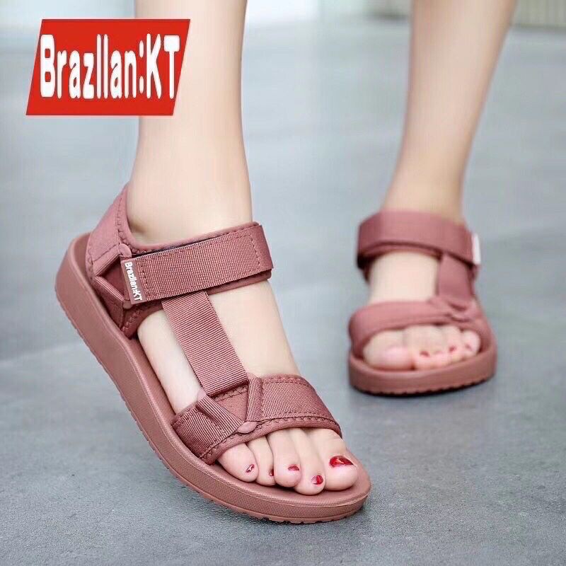 Giày sandal nữ  đế bằng mẫu mới