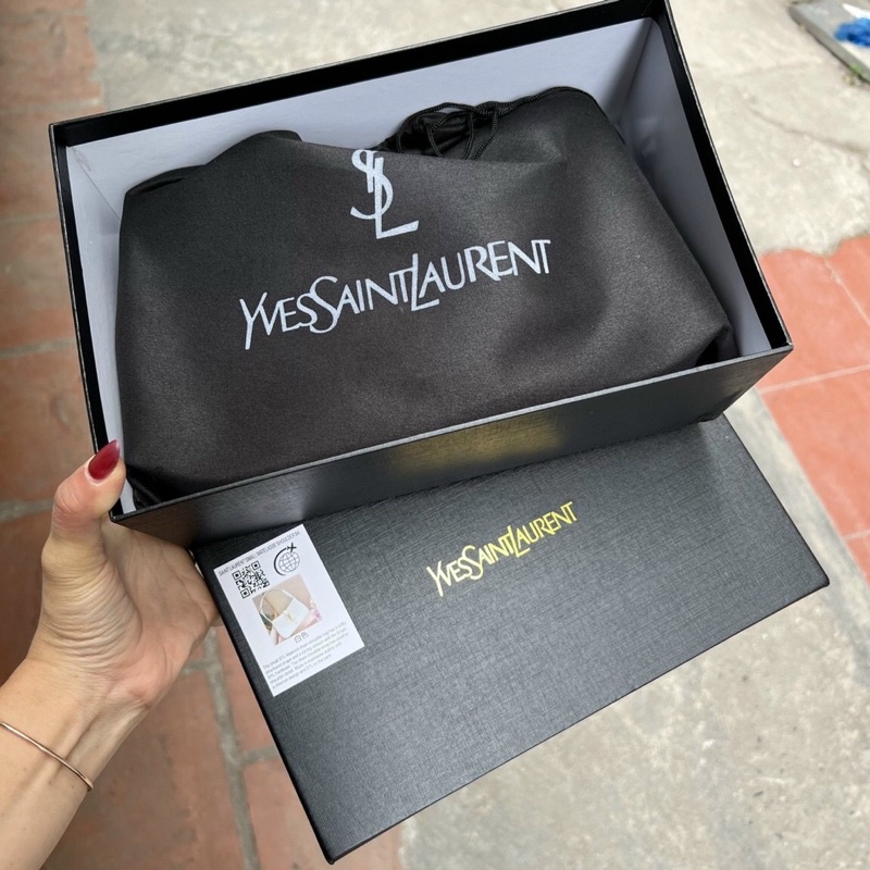 Túi kẹp nách sang, xịn full box, khoá cài móc đẹp lạ, mẫu mới 2022